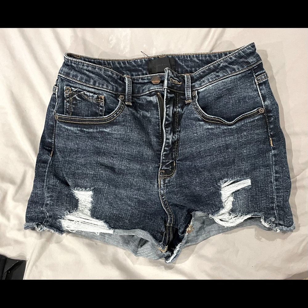 Buckle Black jean shorts